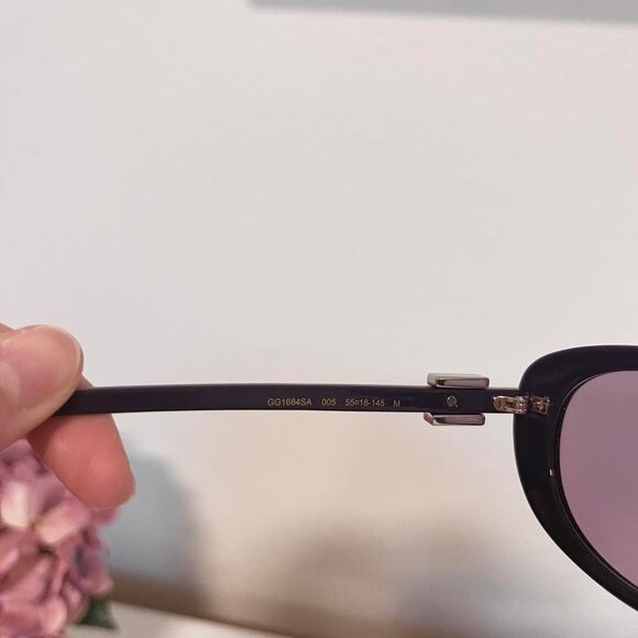 Gucci Women\'s Purple Sunglasses GG1684SA 005